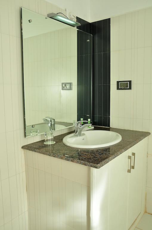 Holiday Hill Hotel & Suites Sultan Bathery Room photo