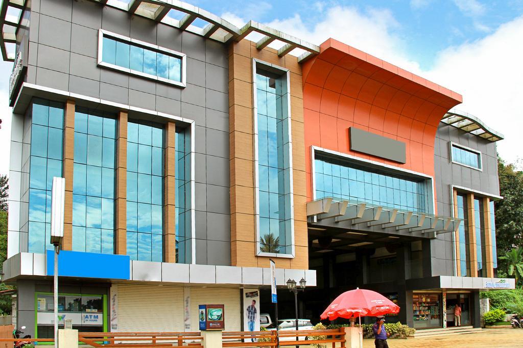 Holiday Hill Hotel & Suites Sultan Bathery Exterior photo